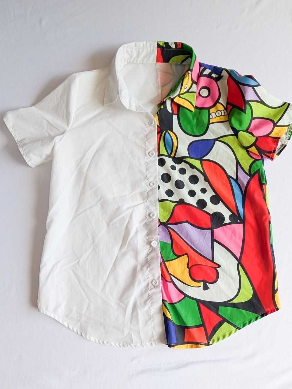 Colorful Pop Art Geometric Pattern Split Short Sleeve Collared Button-Up Small